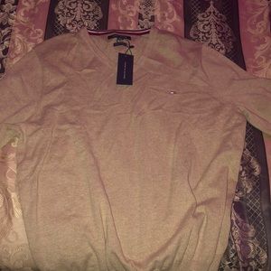 Men size large brand new Tommy Hilfiger
